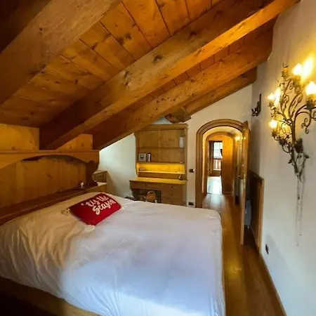 Casa Pizzo A Cortina *